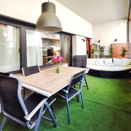 Increible Apartamento De Lujo En Terrassa Luaran gambar